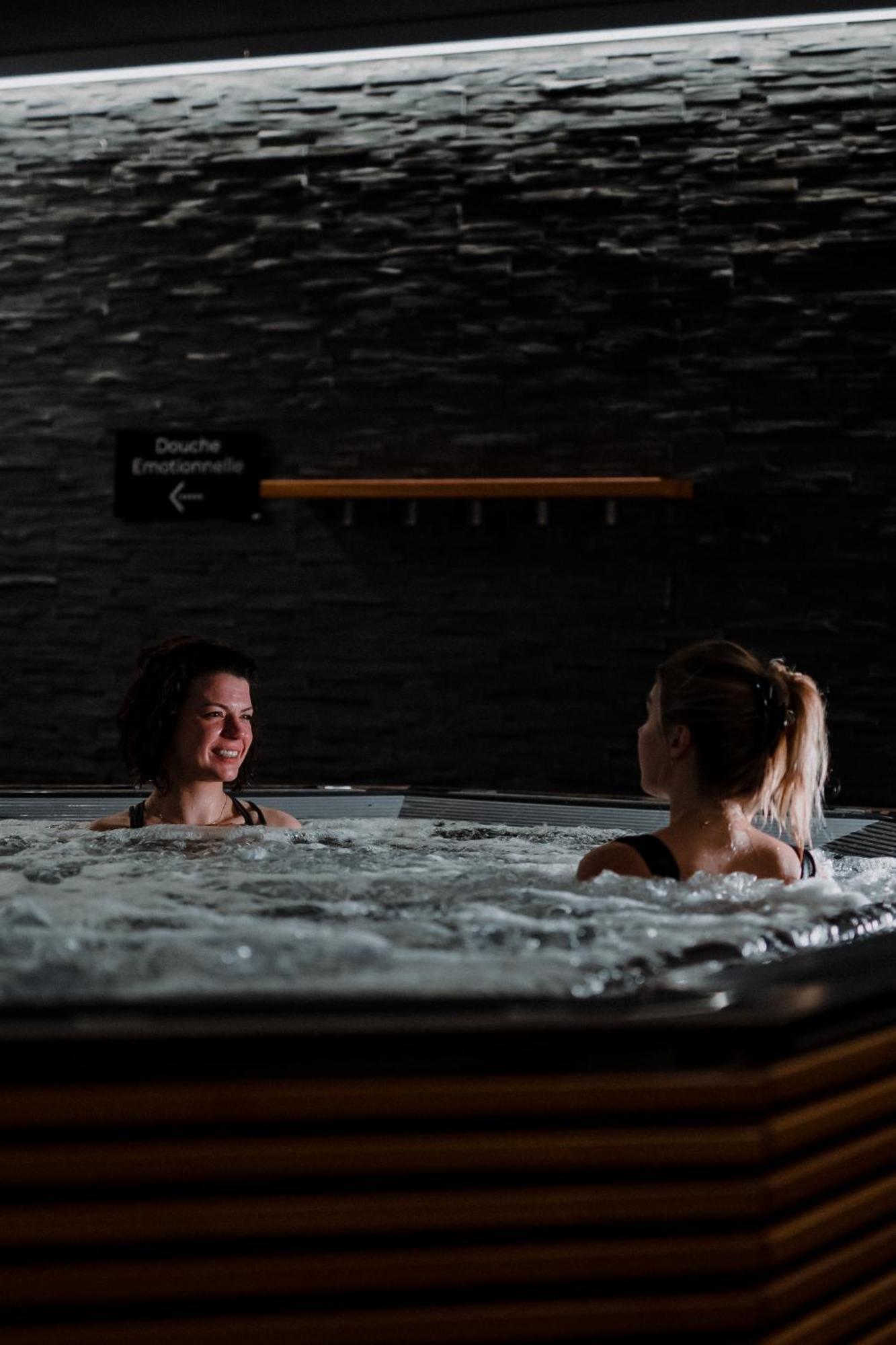 Swisspeak Resorts Vercorin Esterno foto
